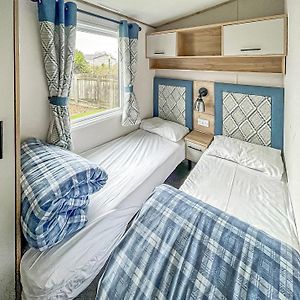 Mobile Home 2